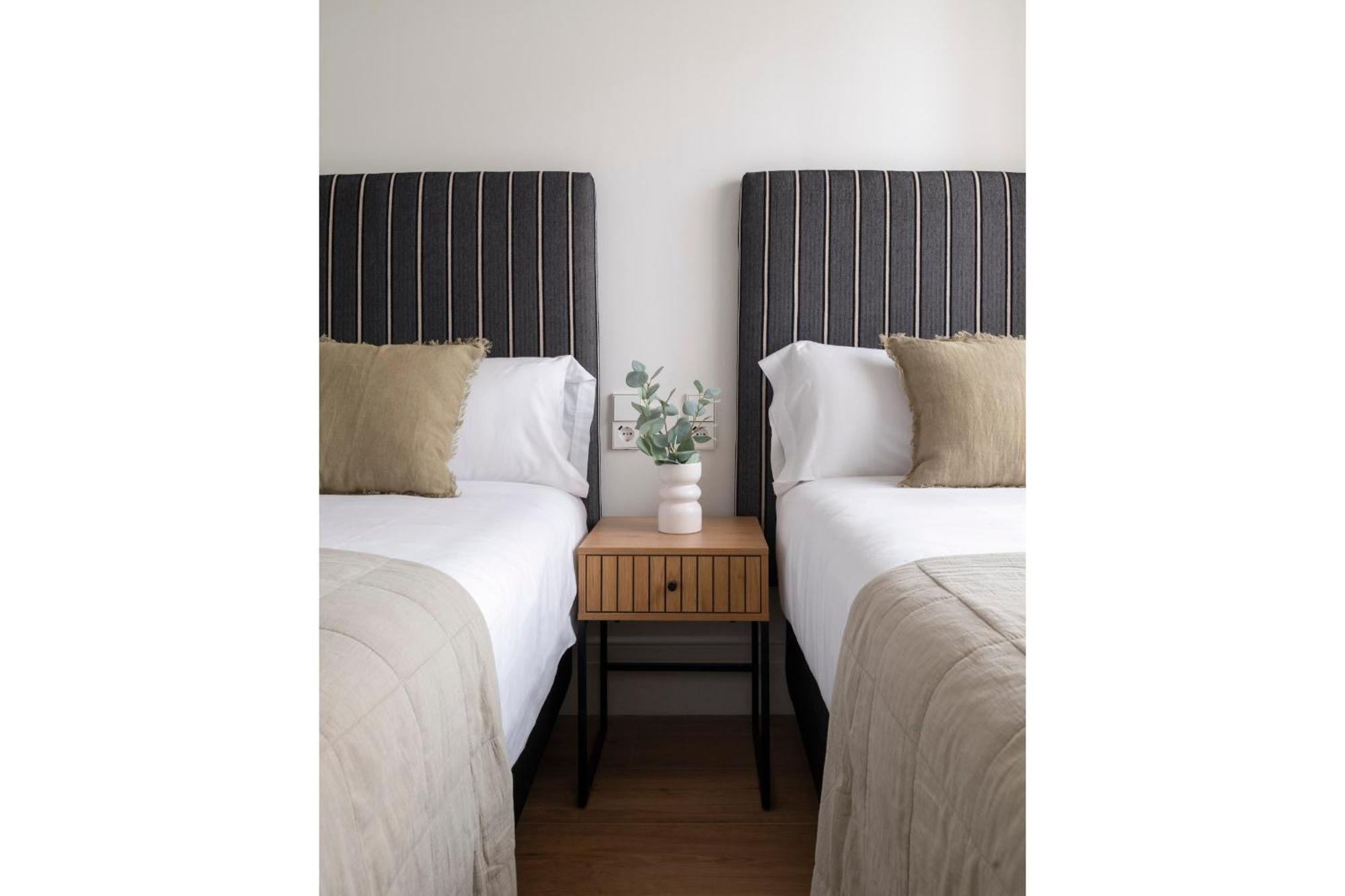 Magno Apartments Pureza Seville Luaran gambar